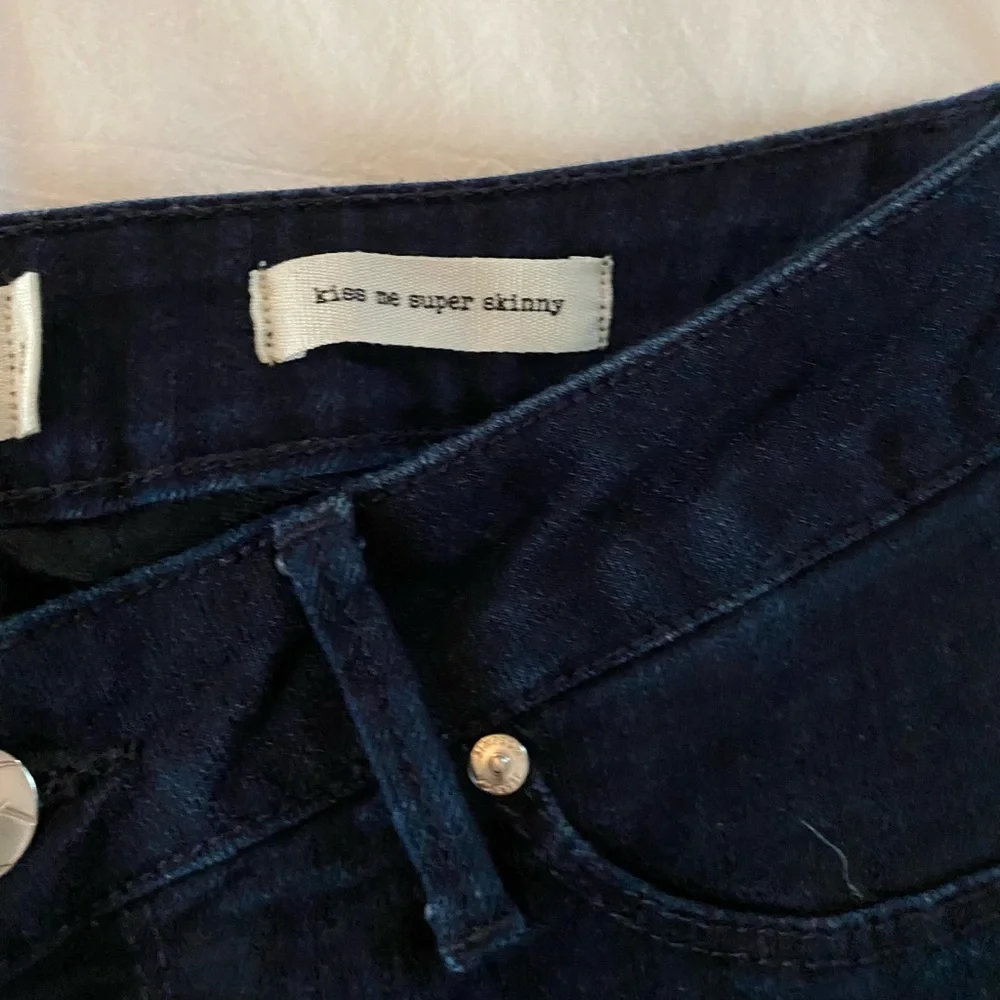 Jessica Simpson Jeans - Picture 2 of 5